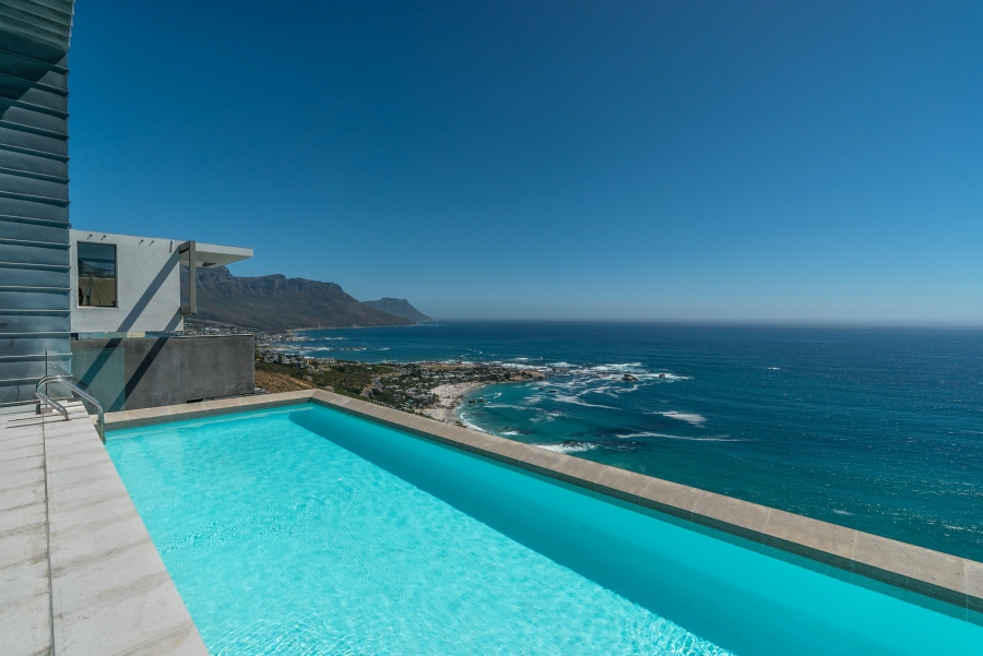5 Bedroom Property for Sale in Clifton Western Cape